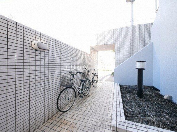 サン・ホワイティ豊里の物件内観写真